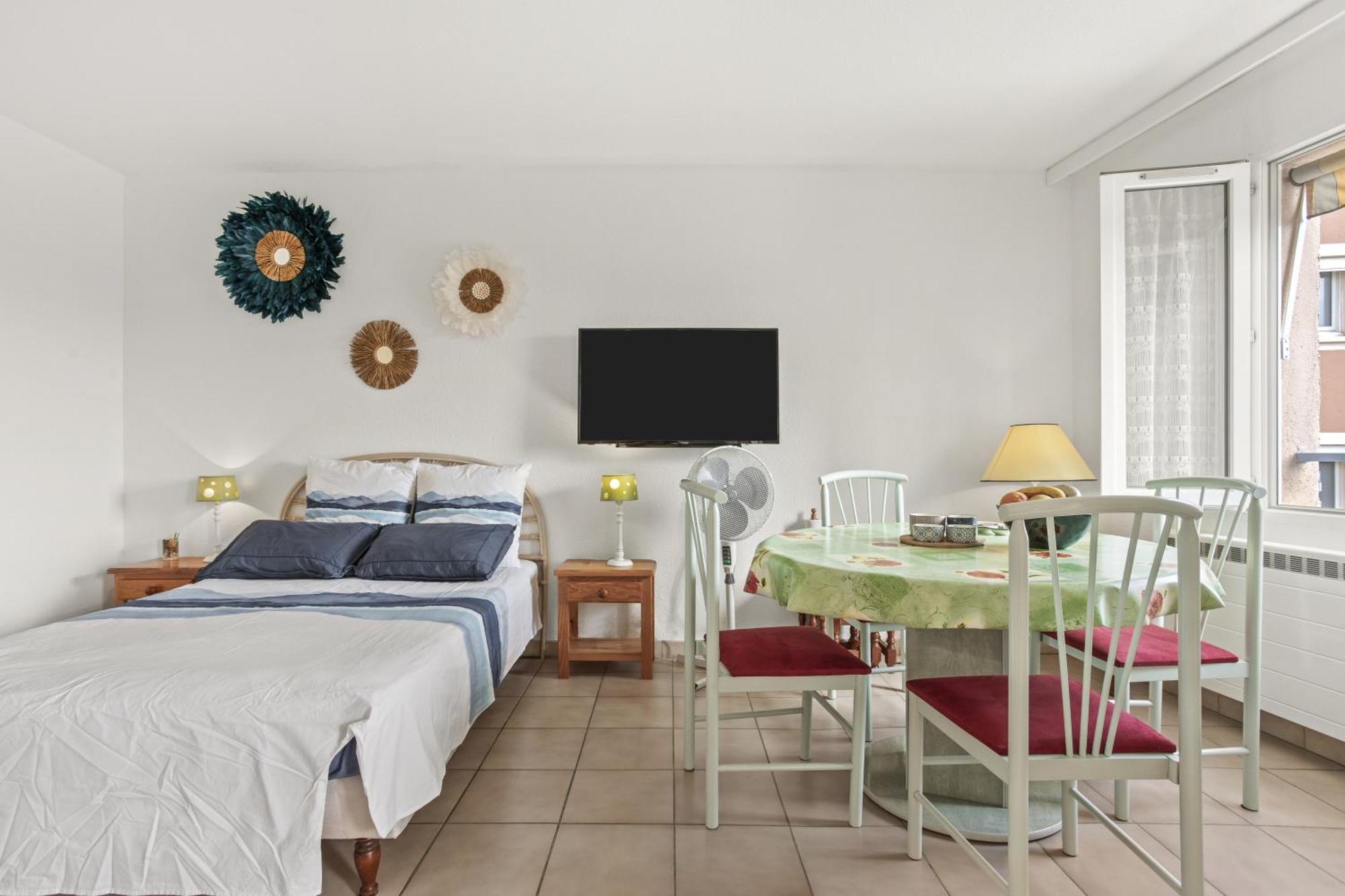 Appartement A 200 M De La *