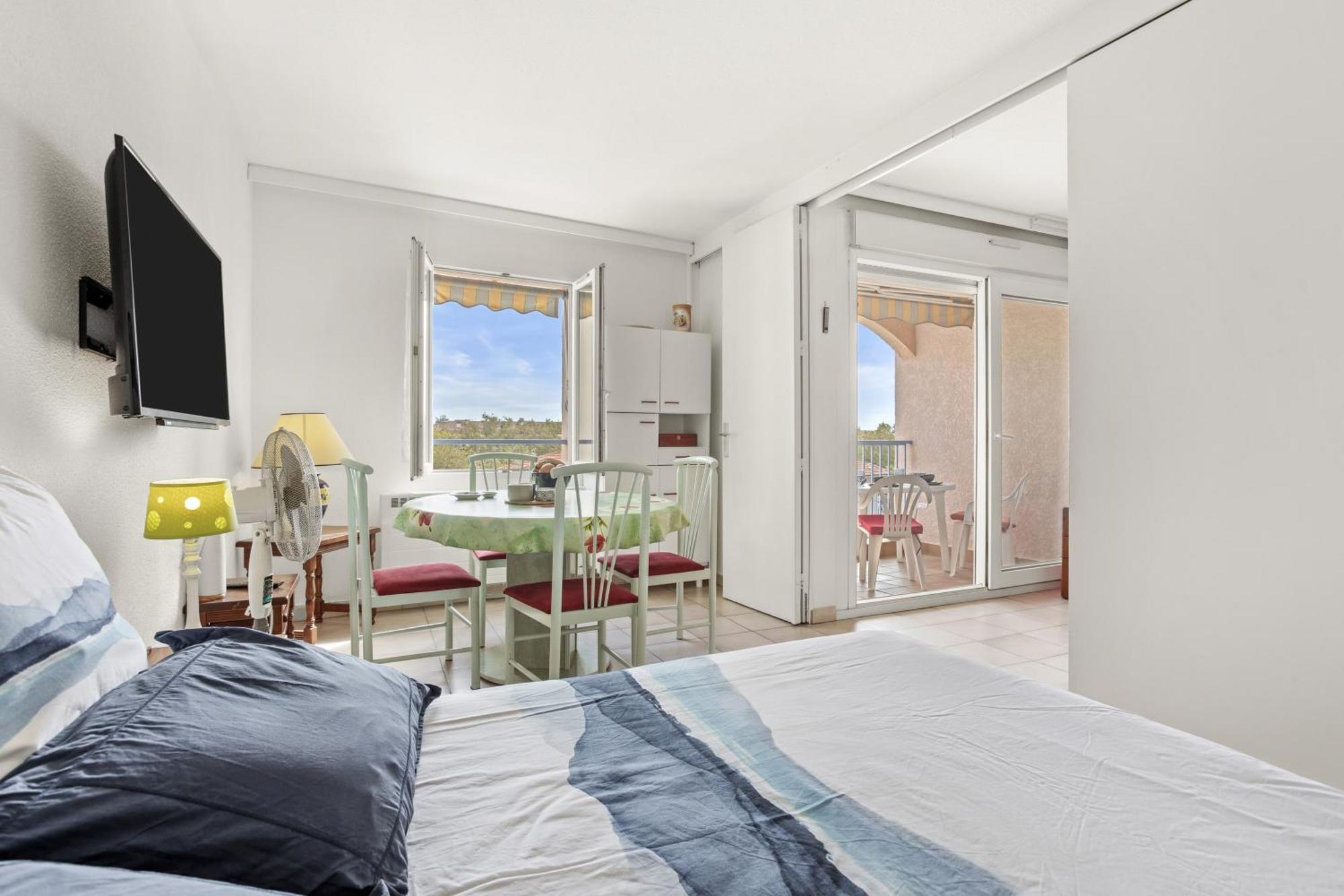 Appartement A 200 M De La